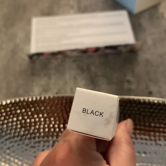 #Give them Lala mascara - Picture 5 of 5